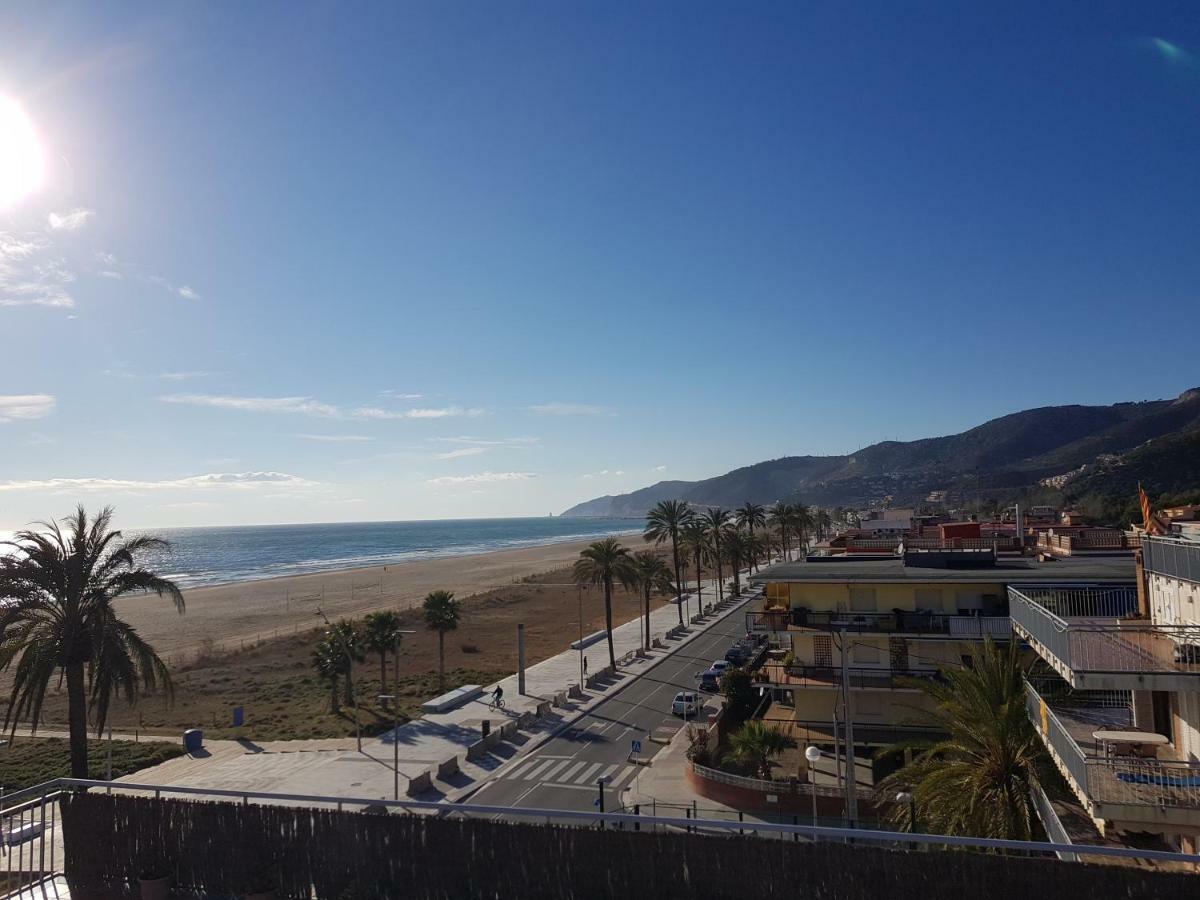 Mogaver Beach Castelldefels Lejlighed Eksteriør billede